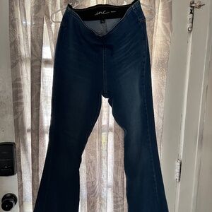 INC. Jeans